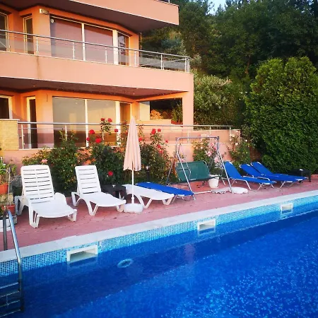 Vip Sea View In Complex Karia