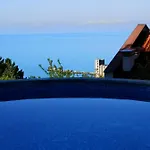 Апартамент Vip Sea View In Complex Karia