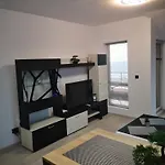 Апартамент Vip Sea View In Complex Karia