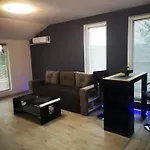 Апартамент Vip Sea View In Complex Karia Каварна